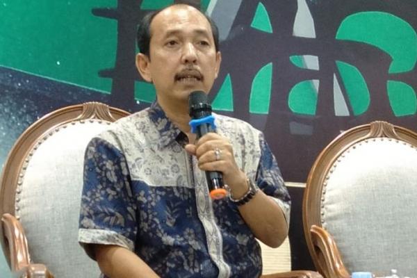 Wakil Ketua Komisi II DPR RI Yanuar Prihatin menegaskan bahwa tidak akan terjadi penghapusan dan PHK massal tenaga honorer di akhir tahun 2023 ini.