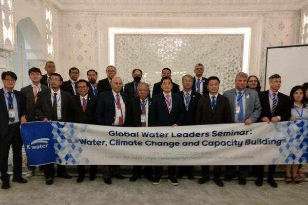 Menteri PUPR Basuki Hadimuljono memberikan Keynote Speech pada acara K-Water’s Side Event Global Water Leaders Seminar: Water, Climate Change and Capacity Building di Dushanbe, Tajikistan pada Selasa (7/6/2022).