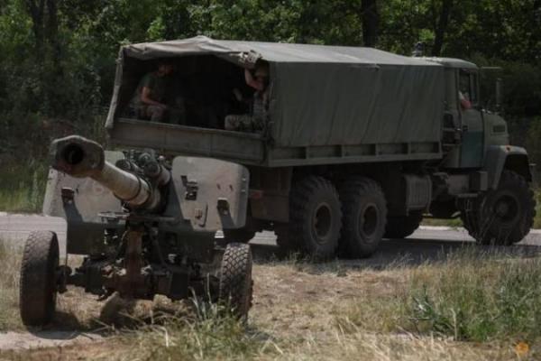 Gubernur Ukraina sebut pasukan Rusia putus rute pelarian terakhir Sievierodonetsk.