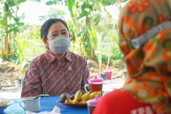 Ketua DPR RI Puan Maharani meresmikan Kawasan Green Technology dan Inovasi yang berada di Tempat Pembuangan Akhir (TPA) Karangdiyeng, Mojokerto, Jawa Timur.