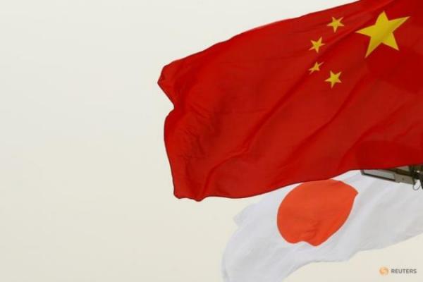 Jepang protes China atas pengembangan sumber daya Laut China Timur.