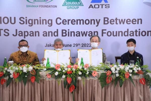 Kami juga yakin kerja sama antara AOTS Japan dan Binawan Group ini akan memperluas peluang kerja luar negeri bagi tenaga kerja Indonesia di Jepang.