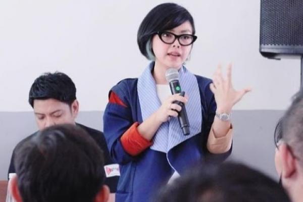 Menurut Dr Dina Dellyana, Assistant Professor Entrepreneurship and Technology Management Interest Group, SBM ITB, cara pandang seperti itu adalah keliru. GOTO akan tetap mampu melakukan buyback menggunakan uang sendiri (self financing), tanpa menggunakan dana investasi dari Telkomsel. 