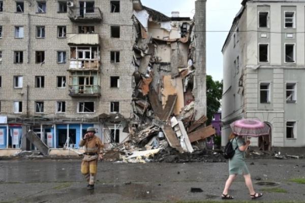 Bom mobil tewaskan pemimpin kota di Ukraina yang diduduki Rusia.