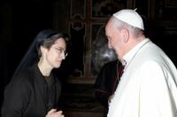 Paus Fransiskus Tunjuk Wanita Gabung Komite Penasihat Uskup