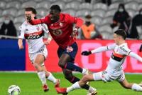 Everton Rekrut Amadou Onana dari Lille
