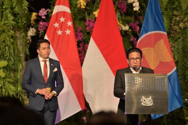 Komitmen kerja sama dan persahabatan antara Indonesia dan Singapura harus terus diperkuat dalam semangat persaudaraan dan prinsip saling menghormati.