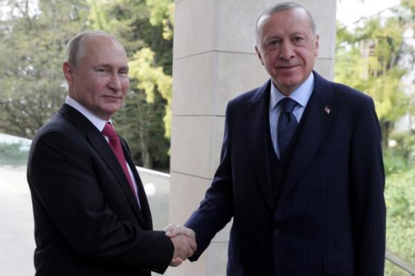 Turki abaikan peringatan sanksi AS jika berbisnis dengan Rusia.