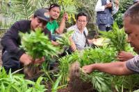 Kementan, Jimmy Hantu Foundation, dan ICMI Latih Petani Buat Pupuk Organik