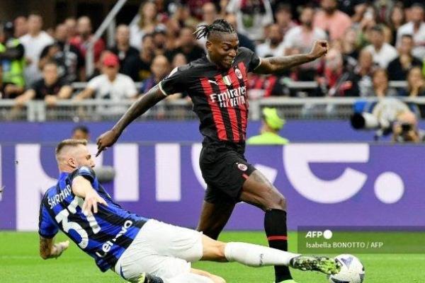 Laporan itu juga mengklaim Milan siap melego Leao dengan harga 145 juta euro atau sekitar 124 juta pounds