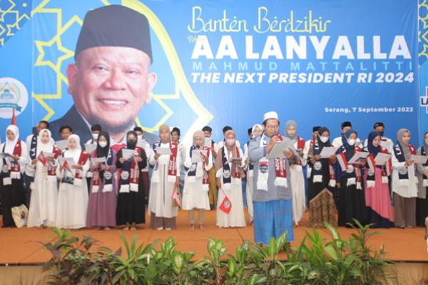 Selain para santri dan ibu-ibu majelis taklim,  turut hadir pula para tokoh agama Serang. Mereka juga  menyatakan harapannya agar LaNyalla Mattalitti menjadi harapan umat untuk melanjutkan kepemimpinan di Indonesia.