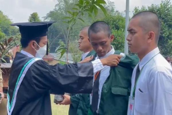 Polbangtan YoMa kukuhkan 315 mahasiswa baru penerus pembangunan pertanian.