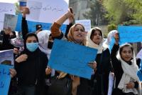 Gadis-gadis Afghanistan Turun ke Jalan Protes Penutupan Sekolah di Paktia