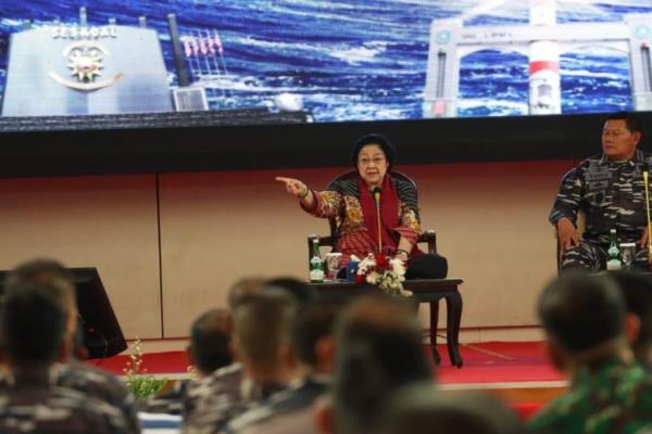Megawati Berikan Paparan Geopolitik saat Kuliah Umum di Seskoal
