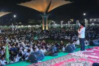 Puluhan Ribu Warga Maulidan Bersama Gus Muhaimin dan 100 Kiai di Masjid Agung Banten