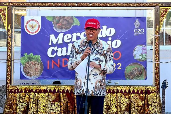 Mercado kali ini diselenggarakan di tengah musim gugur di Portugal dan merupakan ajang memenuhi kerinduan diaspora Indonesia maupun masyarakat Portugis atas kuliner Indonesia.