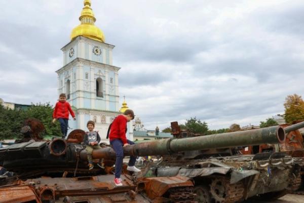 Perang Rusia dan Ukraina Dorong 4 Juta Anak ke Dalam Kemiskinan.