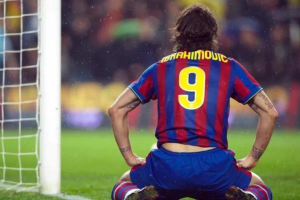 Ibrahimovic Anggap Karir di Barcelona Kenangan Terburuk