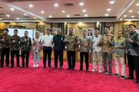 Pimpinan DPR Resmi Kukuhkan Ketua dan Pengurus KWP 2022-2024