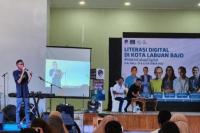 Berbagai Komunitas di Labuan Bajo Dibekali Literasi Digital