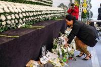 Puan Letakkan Karangan Bunga di Memorial Korban Tragedi Itaewon