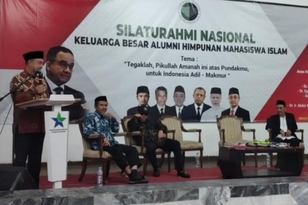 Anies pun berharap dukungan dari para seniornya di KAHMI terus meningkat dan bertambah solid agar dia dapat memenangkan kontestasi.