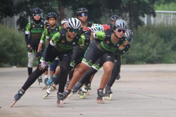 Tak cuma atlet sepatu roda Jateng yang ikut dalam Porprov Jabar 2022, ada juga atlet skateboard luar Jabar yang bertanding di Porprov Jabar 2022. 