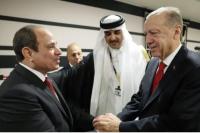 Momen Erdogan Berjabat Tangan dengan Abdel Fattah el-Sisi di Piala Dunia Qatar
