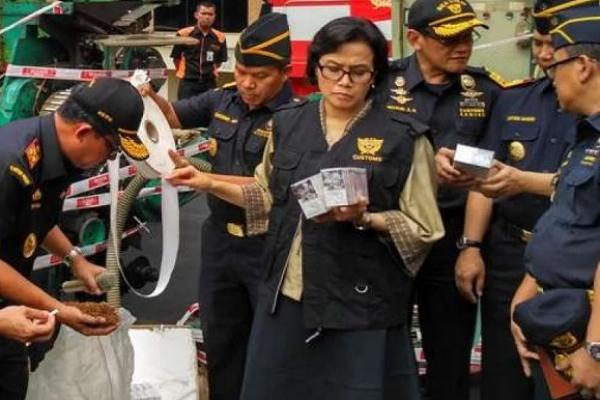 Bea Cukai Bebaskan 1.800 Barang Jemaah Haji Indonesia