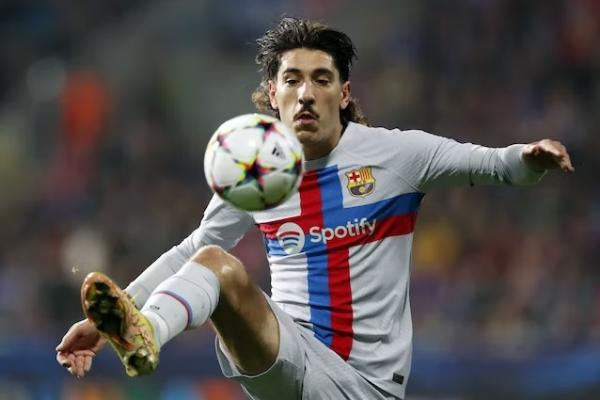 Hubungi Barcelona, Mourinho Tertarik Datangkan Bellerin