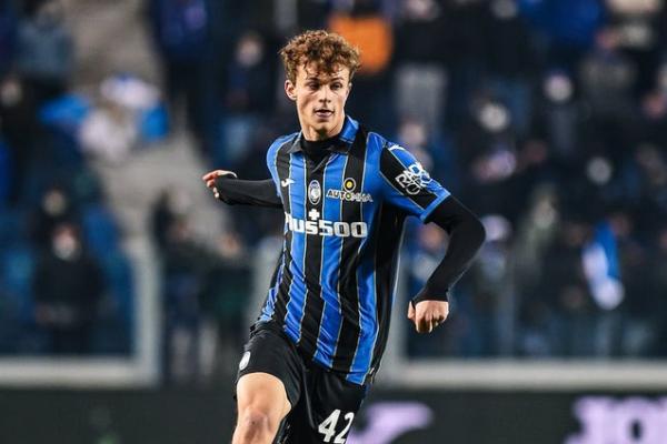 Bek Muda Atalanta Jadi Rebutan City dan Juventus