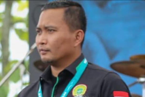 Penyelenggaraan acara Nusantara Bersatu yang digagas oleh beberapa elit relawan Joko Widodo dipersoalkan oleh Garda Bangsa. 