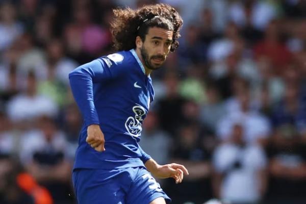 Cucurella Tak Tutup Peluang Kembali ke Barcelona