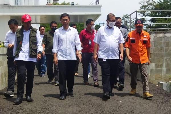 KPK Serahkan Donasi untuk Korban Gempa Cianjur