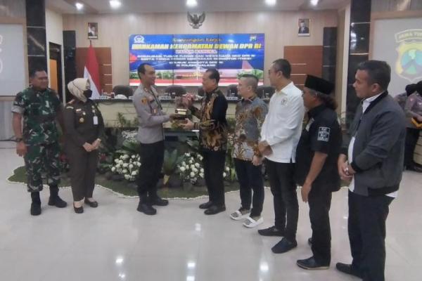 Sosialisasi TNKB Khusus Anggota DPR dan Tupoksi, MKD Gelar Kunker ke Malang