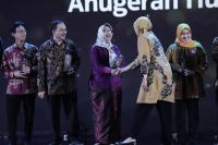 LLDikti III Borong Delapan Penghargaan dari Anugerah Diktiristek 2022