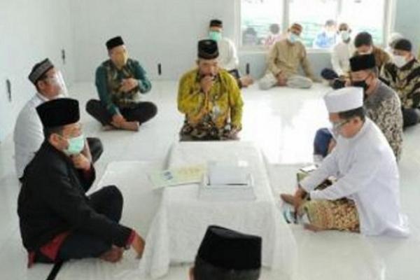 Di Kota Bekasi, usai akad nikah bisa langsung dapat Kartu Keluarga