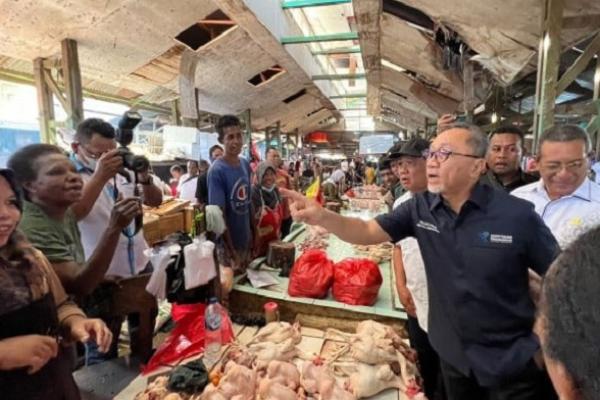 Jelang Nataru, Mendag blusukan di Papua Barat untuk pastikan harga Bapok