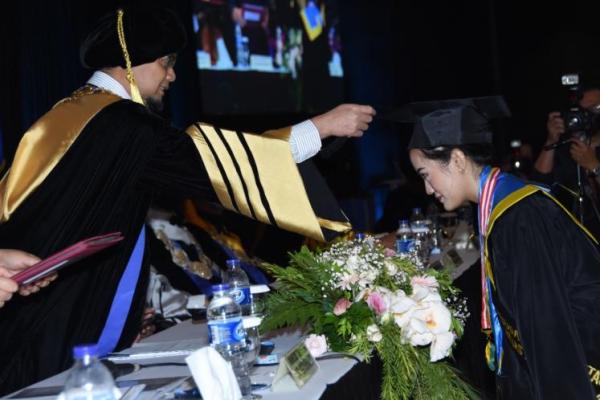Universitas Mercu Buana melantik 2.540 wisudawan dan wisudawati, ini pesan Rektor. 