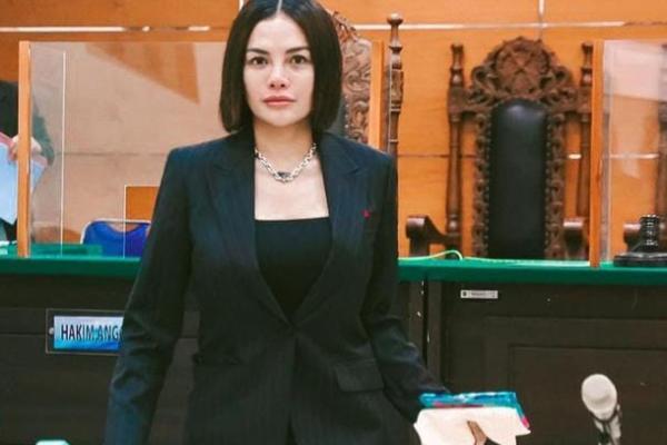 Nikita Mirzani kecewa dengan Dito Mahendra, pihak yang melaporkannya, karena tidak juga datang meski empat kali diundang oleh pengadilan