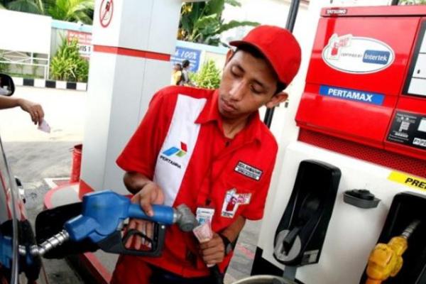 Ini menunjukkan bahwa proses penetapan harga BBM non subsidi pada dasarnya ada di tangan pelaku usaha