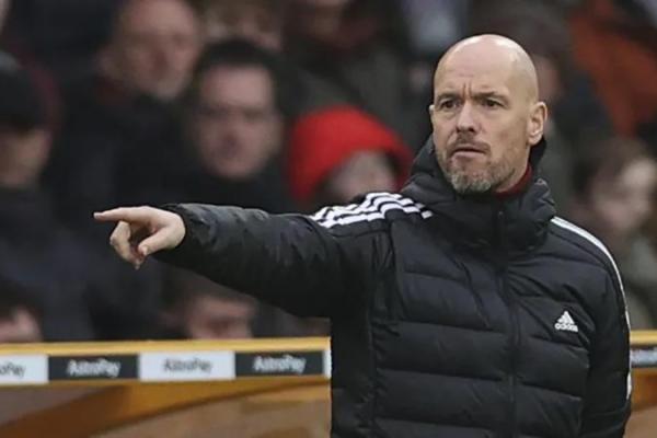 Ten Hag Minta Penyerang Anyar sebelum Tur Pramusim