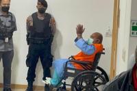 KPK Bawa Lukas Enembe untuk Berobat Jalan