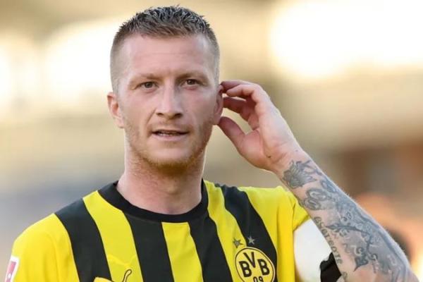 Ten Hag Temui Agen Reus Bahas Peluang Transfer