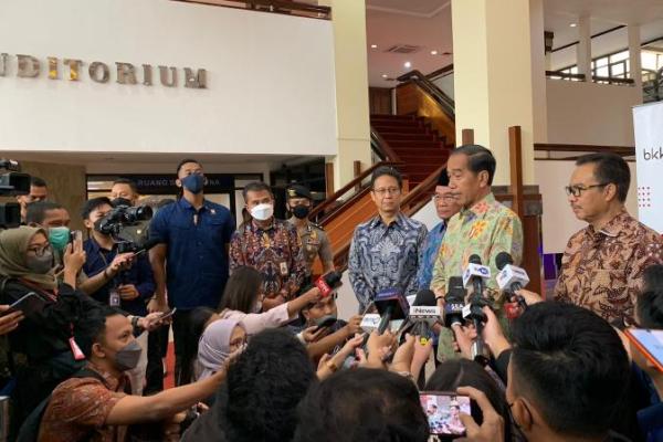 Jokowi mengakui bahwa tugas Badan Kependudukan dan Keluarga Berencan Nasional (BKKBN) dalam menjaga kualitas keluarga dan keseimbangan pertumbuhan penduduk tidaklah mudah.