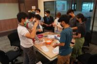 Keren, Mahasiswa iSB Ciptakan Benih Pohon dari Kertas