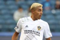 Barcelona Belum Menyerah Perjuangkan Julian Araujo ke FIFA