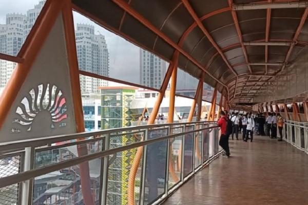 Skywalk Kebayoran Lama Ternyata Berbayar, Ini Penjelasannya