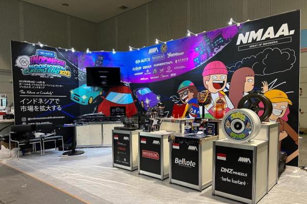 Osaka Auto Messe menjadi salah satu kesempatan yang bagus bagi MaxDecal untuk memperkenalkan produknya.