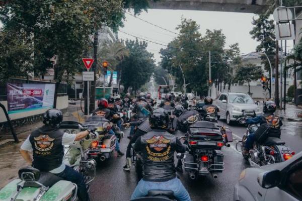 Harley Davidson Club Indonesia (HDCI) mengadakan kegiatan Saturday Morning Ride (Satmori) yang diikuti oleh 170 anggota, Sabtu (11/2).